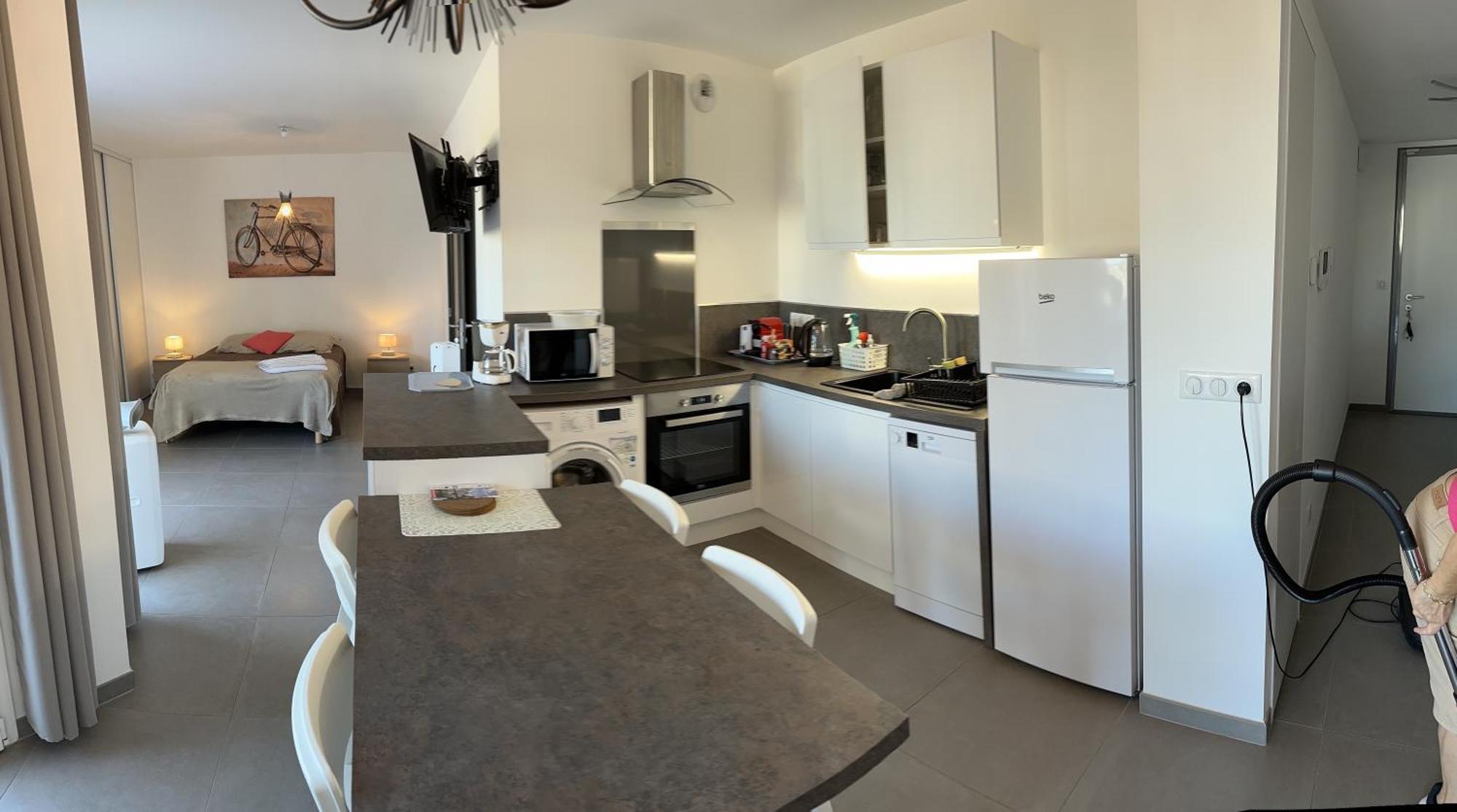A La Belle Quatrieme Etoile Apartment Annecy Bagian luar foto